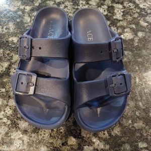 Like New Navy Sandals